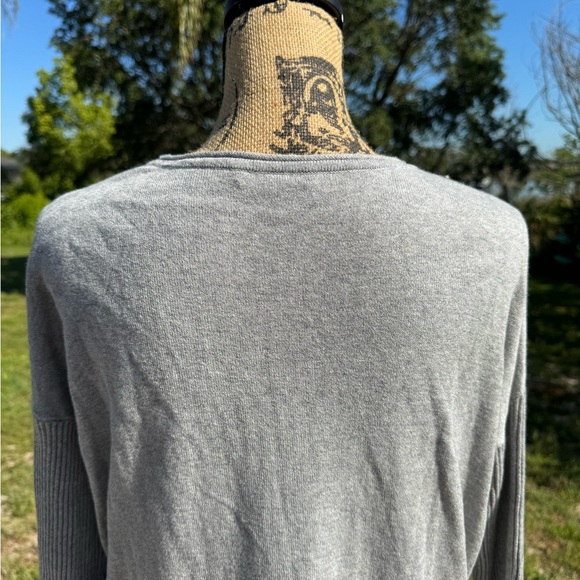 Lisa Todd Sweater Cashmere Cotton Side Button Slit Grey Size Small - Picture 8 of 11